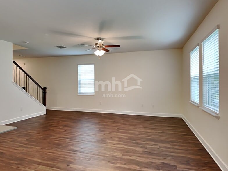 Building Photo - 1115 Walden Pond Dr