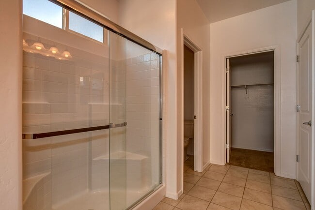 Building Photo - 3 bedroom 2 bathroom home in Saddlewood