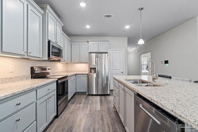 Building Photo - 3838 Ranch Rd