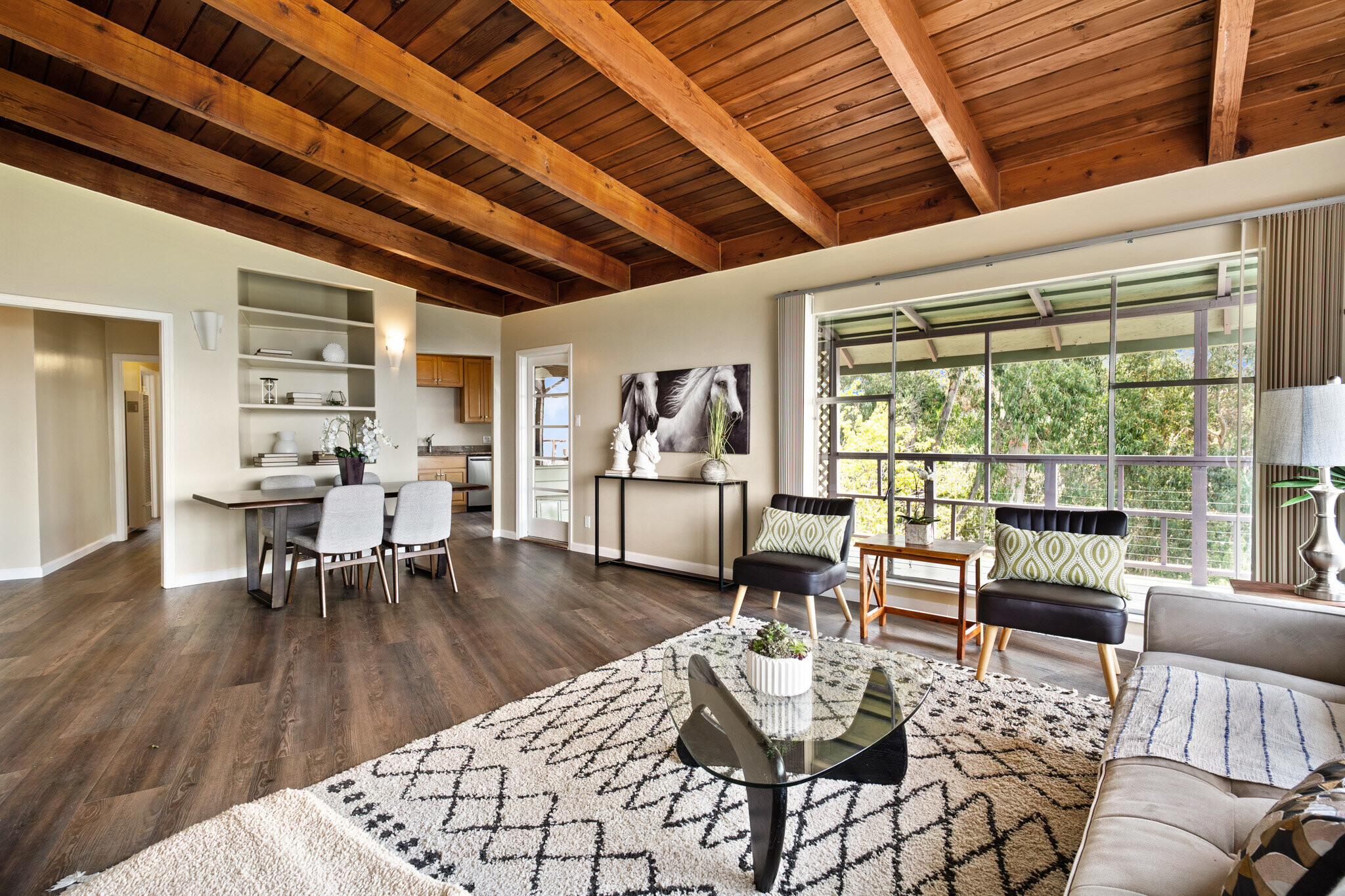 Building Photo - 52 Panoramic Way