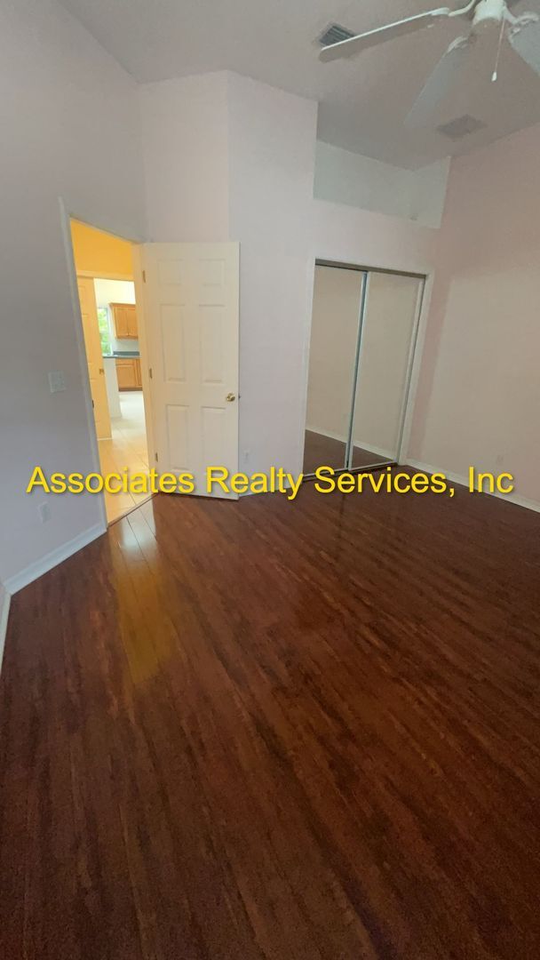 Building Photo - 3124 SW 94th Way