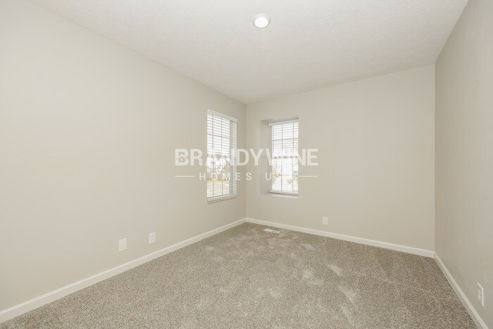 Building Photo - 5929 Colchester Dr