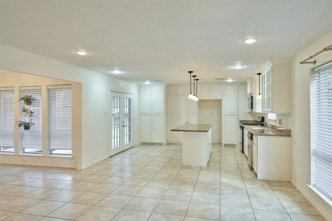 Building Photo - 11616 Timberwild St