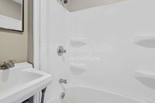 Building Photo - 1707 Shortridge Dr