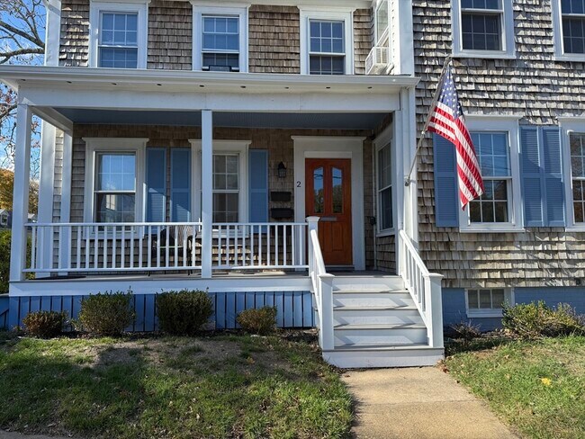 Building Photo - 2 Fremont St