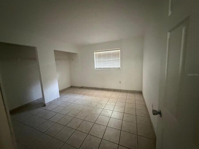 Building Photo - 2501 Harn Blvd