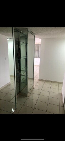Building Photo - 1200 NE Miami Gardens Dr