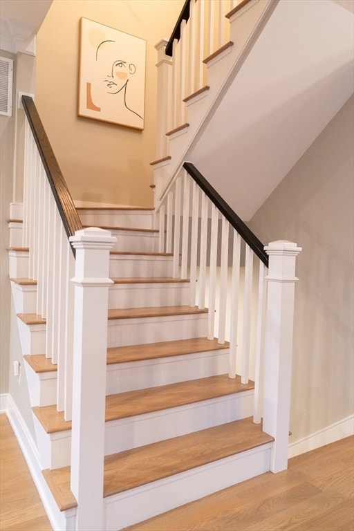 Building Photo - 279 Suffolk Ave