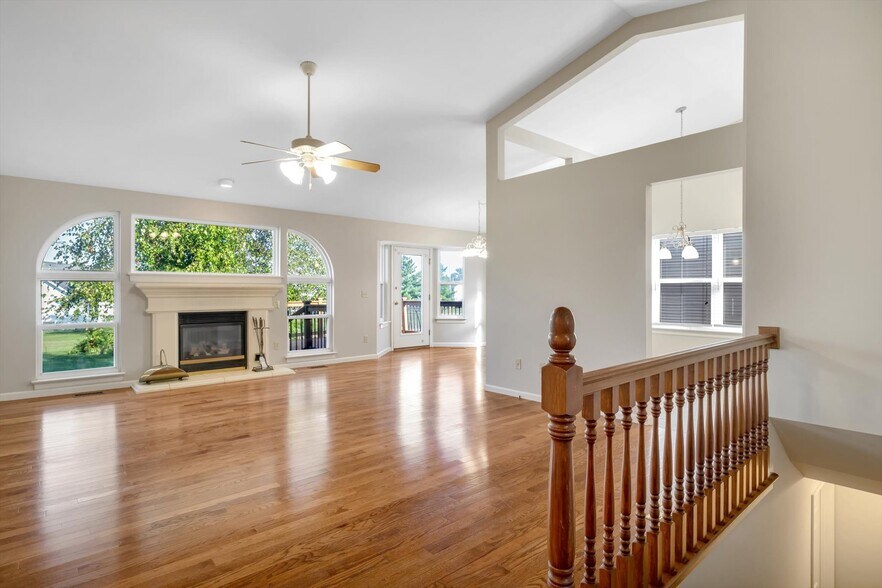 Building Photo - 1583 Briarchase Dr