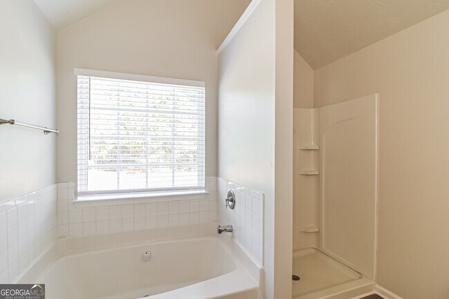 Building Photo - 263 Millstone Dr