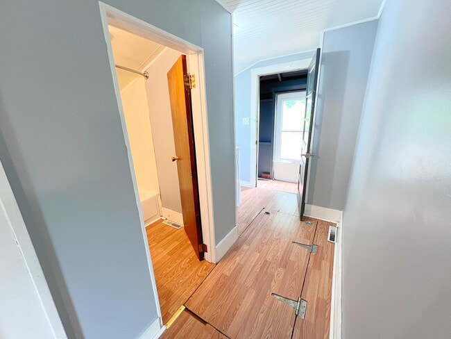 Building Photo - 307 Groveland St