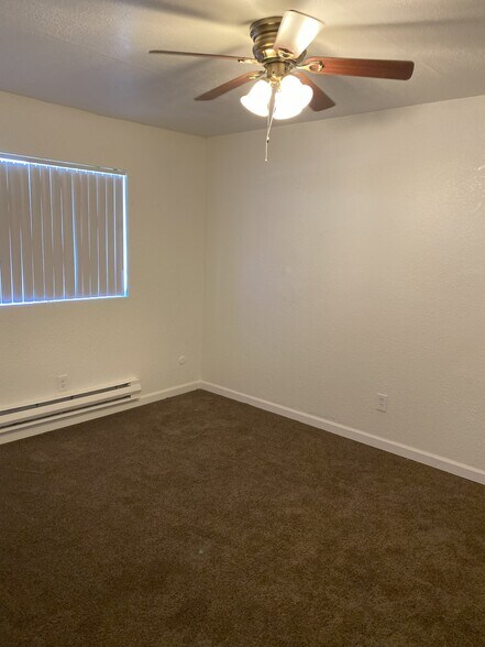 Building Photo - 307 Millar Ave