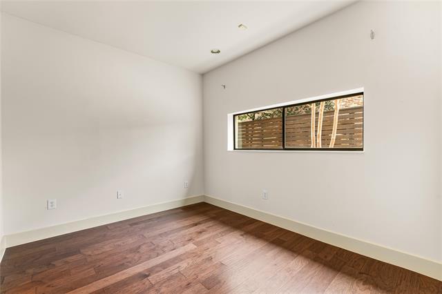 Building Photo - 4111 Newton Ave