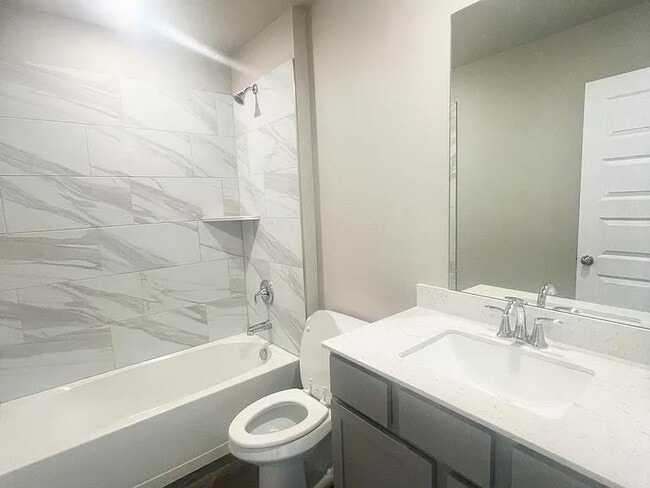 Building Photo - 2765 Alice Wy