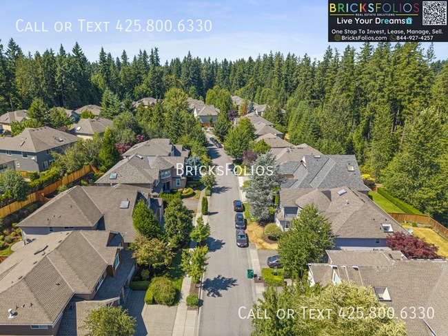 Building Photo - Redmond Ridge Luxury Living | East-Facing Murray Franklyn Gem
