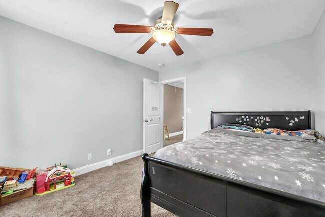 Building Photo - 3342 Cotham Ln