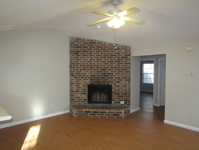 Building Photo - 9309 Kempler Dr