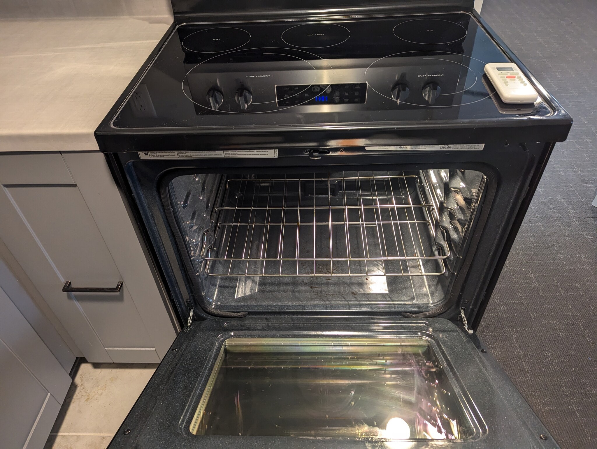 Building Photo - 207 3rd St S