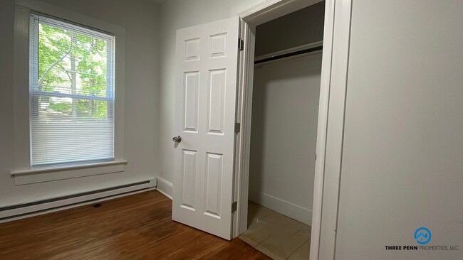 Building Photo - 100 Broad St