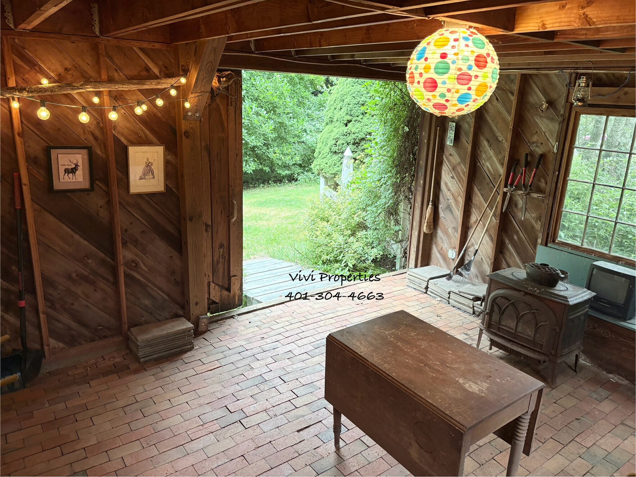 Barn/Studio - 365 Woodville Rd