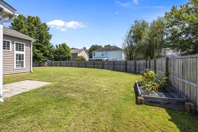 Building Photo - Beautiful 4-Bedroom Home in Desirable Tanner Plantation