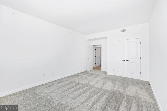 Building Photo - 1631 Blacksmith Wy