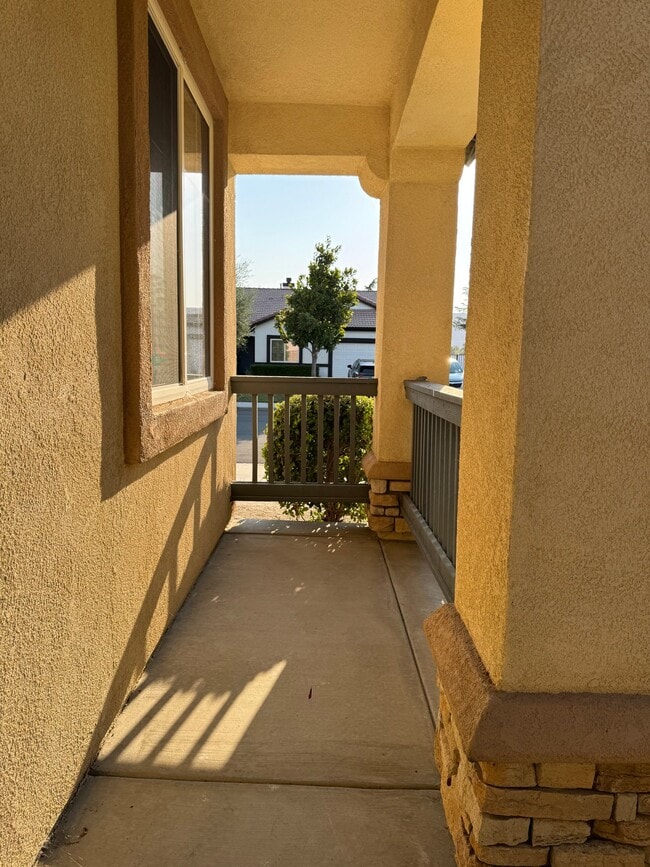 Building Photo - 2274 Purple Finch Ct