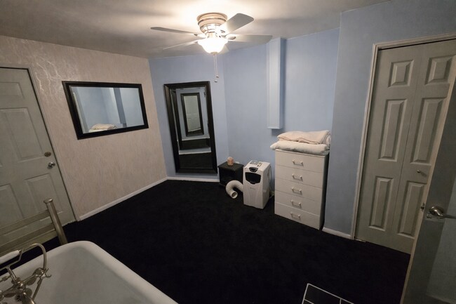 Building Photo - 2325-2327 S Croskey St