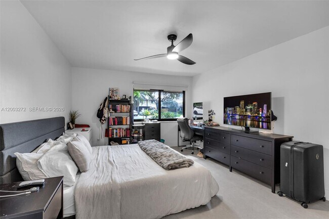 Building Photo - 250 SW 97th Terrace