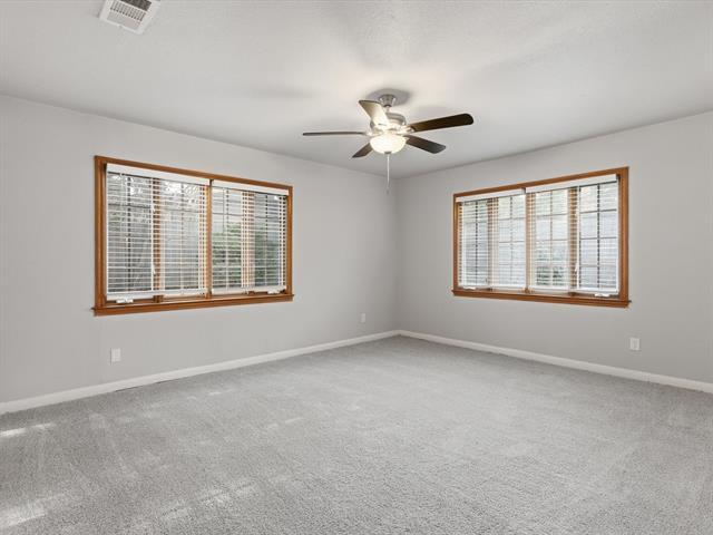 Building Photo - 4900 Vega Ct E