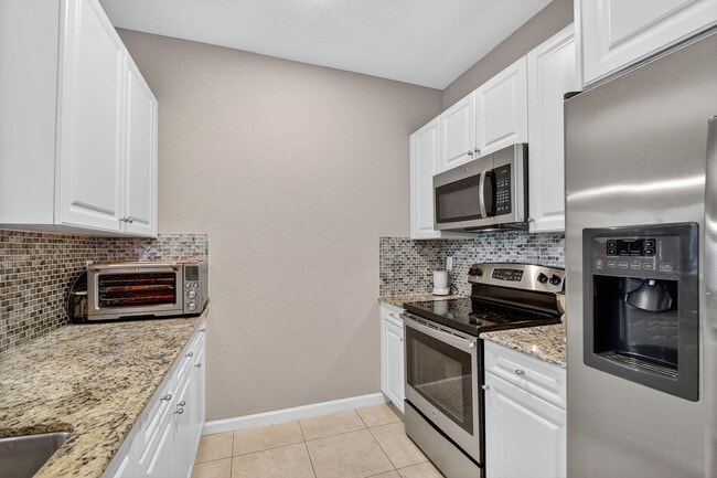 Building Photo - 5296 Palm Colony Dr