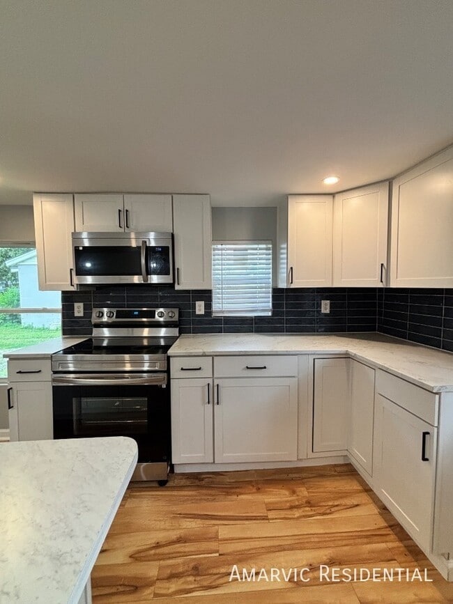 Building Photo - 1104 Stantonsburg Cir SE