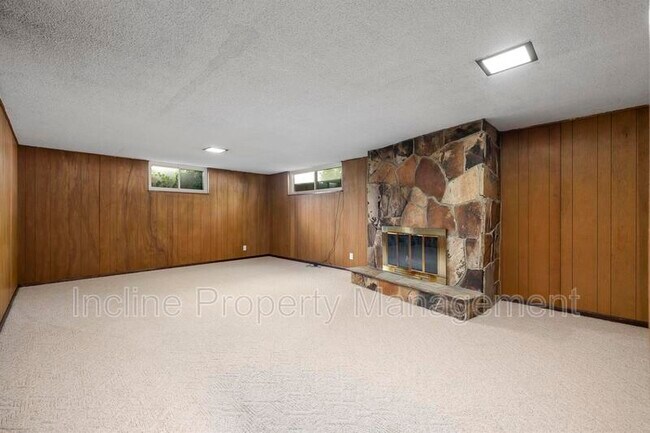 Building Photo - 3759 Alta Loma Dr E