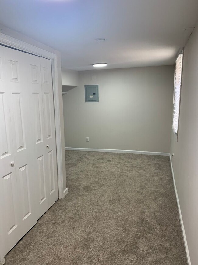 Building Photo - 2102 8th Ave