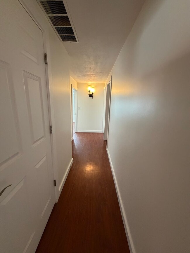 Building Photo - 8244 Birch Water Ln