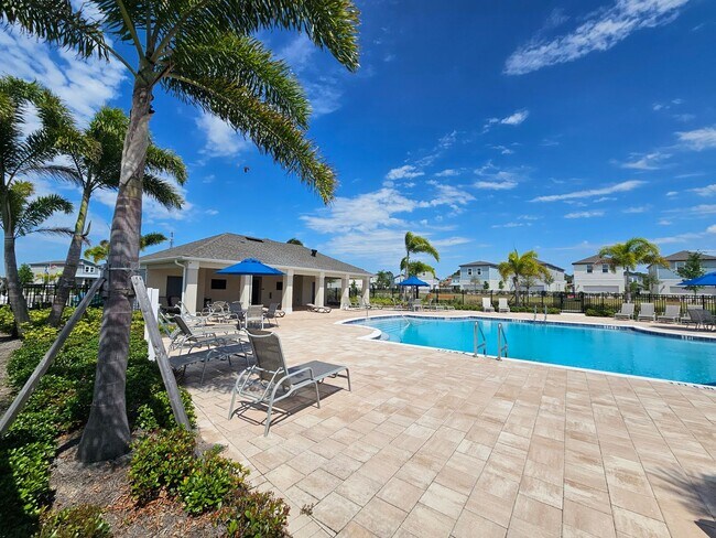 Building Photo - Coming Soon! Gorgeous Townhome For Rent in Horizon West Winter Garden  just west of Disney off th...