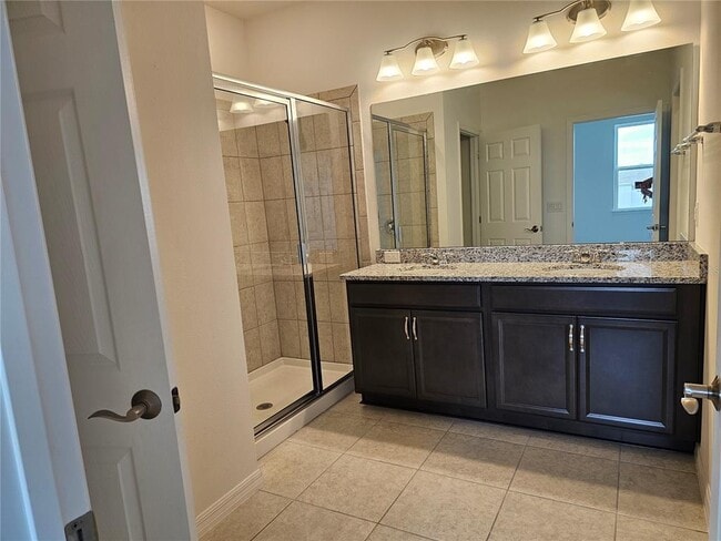 Building Photo - 1354 Normandy Dr