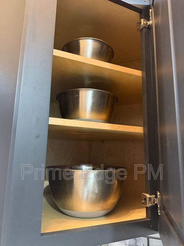 Building Photo - 1801 Ridgehaven Ct