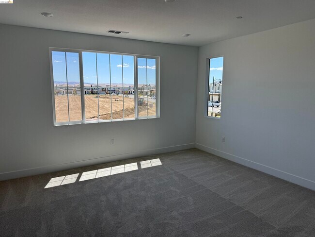 Building Photo - 4661 Caufield Wy
