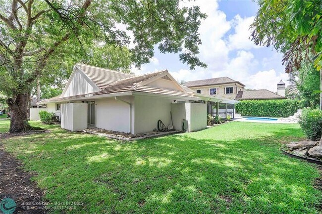 Building Photo - 10209 Vestal Ct