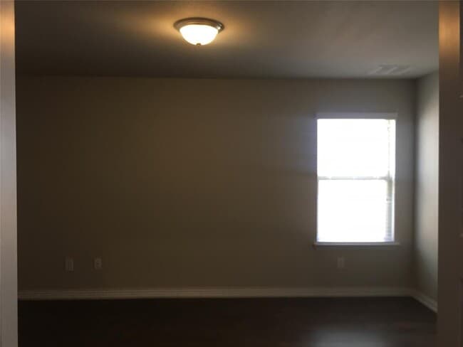 Building Photo - 2917 Diego Dr