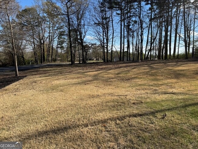 Building Photo - 5720 Crow Dr