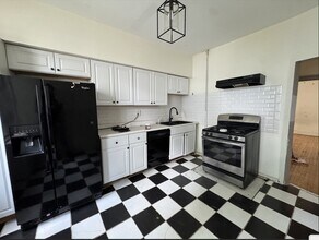 Building Photo - 36 Rutgers Ave