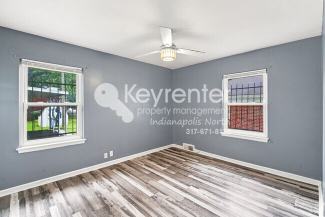 Building Photo - 4029 Forest Manor Ave