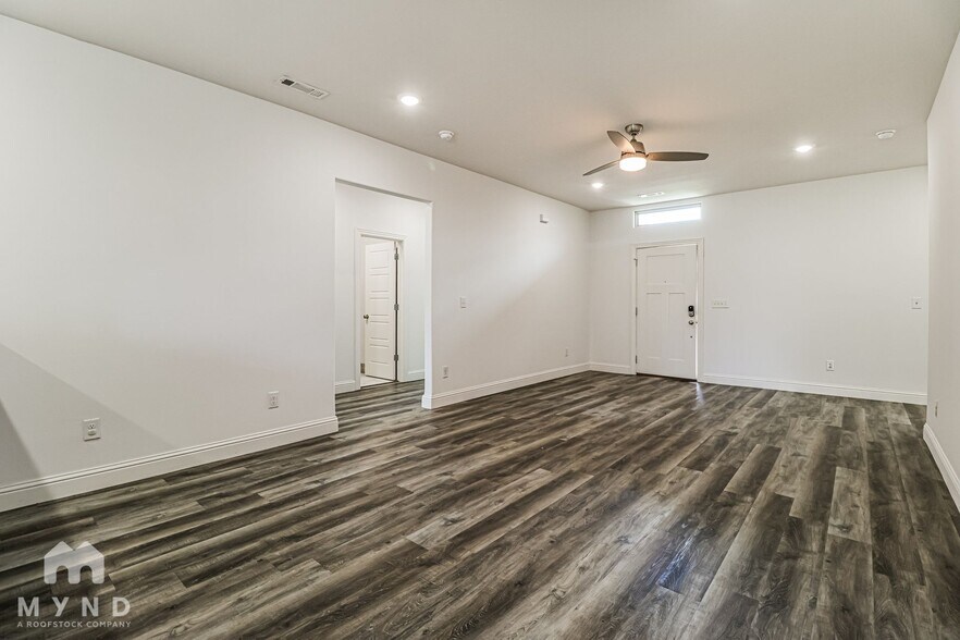 Building Photo - 1140 Sunshine Ct