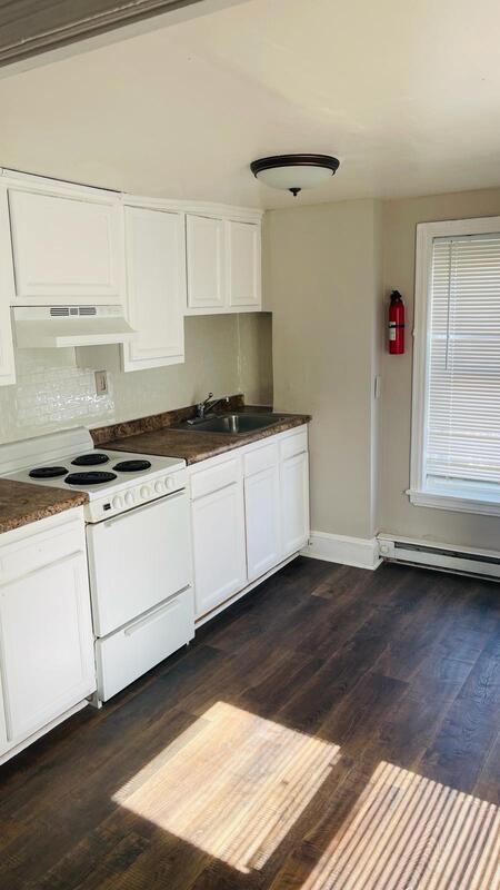 Building Photo - 263 S 62nd St