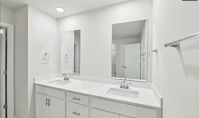 Building Photo - 1208 Whitespire Wy