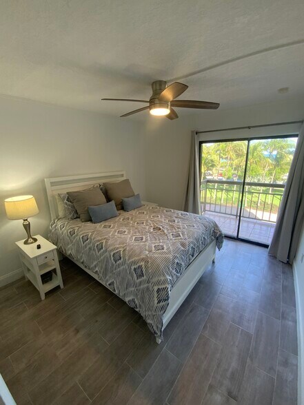 Building Photo - 6444 Collins Ave