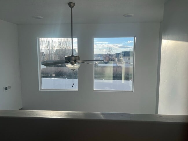 Building Photo - 1140 S 1500 W