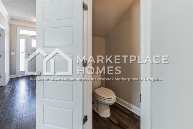 Building Photo - 750 Holderness Ct